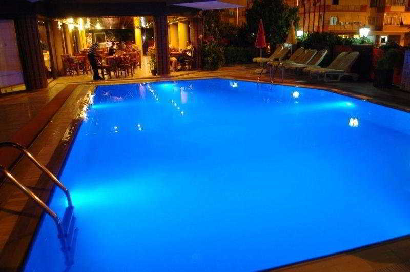 Atak Apart Hotel Аланя Екстериор снимка